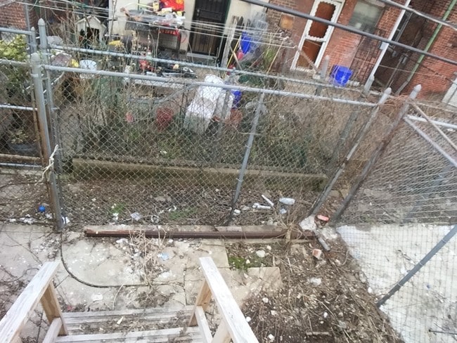 Building Photo - 2 Bedroom, 1 Bath Home