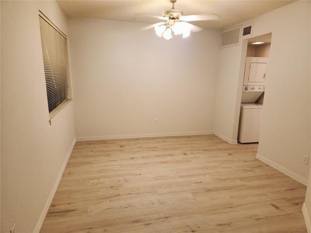 Building Photo - 9813 Walnut St