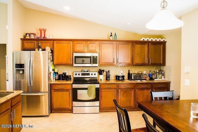 Building Photo - 11542 Wandering Pines Trail W