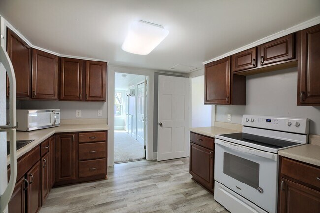 Building Photo - Call Sabrina Thomas Office at 757-767-0767 for more information