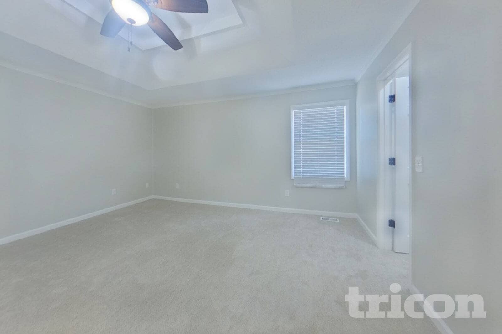 Building Photo - 1404 S Montebello Ln