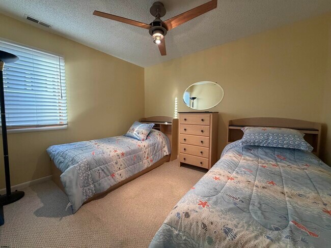 Building Photo - 5 N New Haven Ave