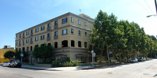 Primary Photo - Sherman Oaks Senior Housing