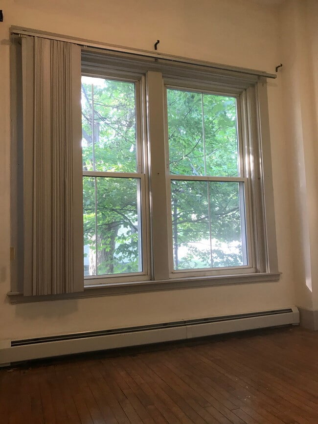 Bedroom - 178 Main St