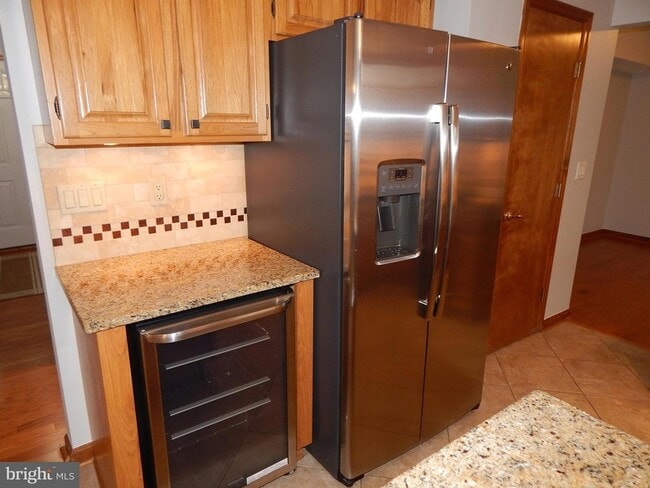 Building Photo - 43974 White Cedar Ln