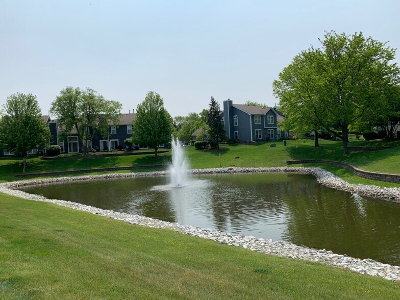 Building Photo - 1098 Camden Ct
