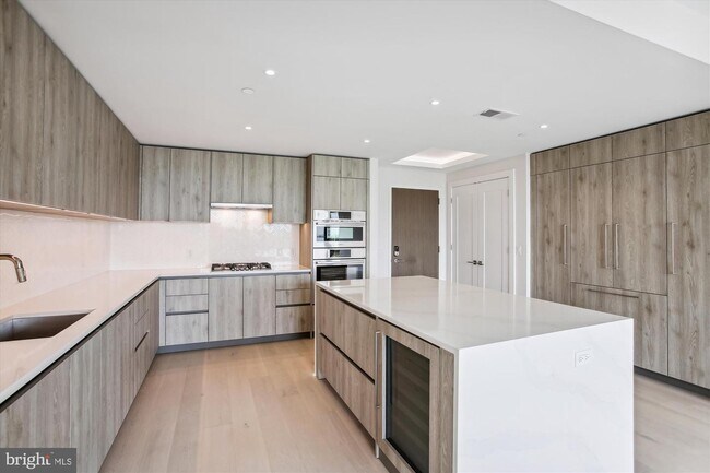 Kitchen - 1201 N Royal St