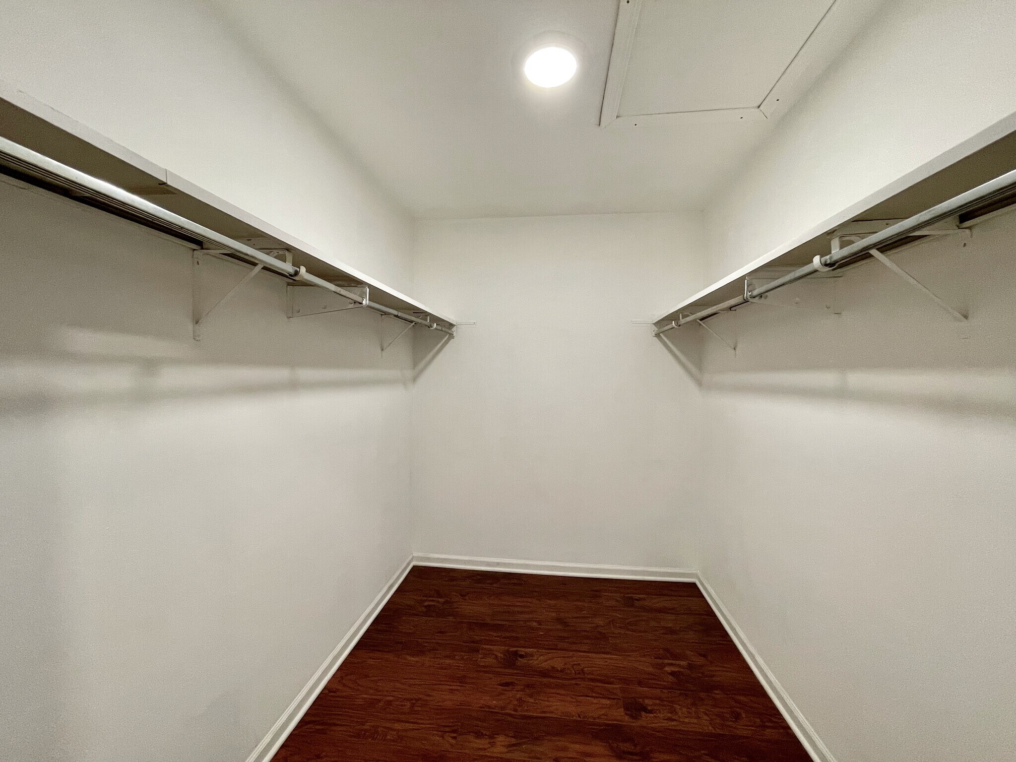 Building Photo - 444 N Wilke Rd