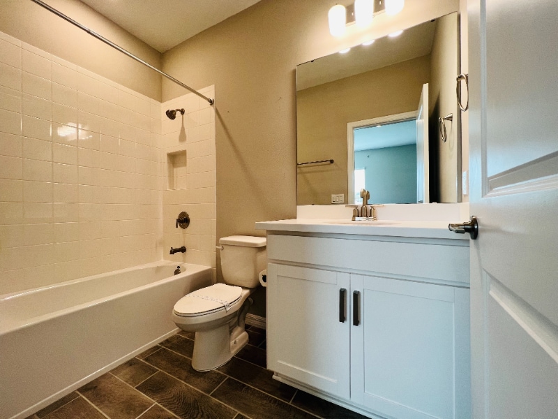 Building Photo - 3902 Rose Mallow Dr