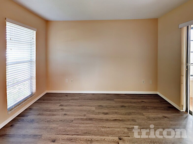 Building Photo - 1239 La Mesa Ave