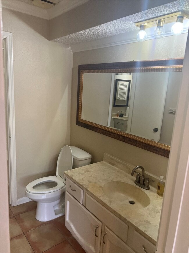 Building Photo - 5115 Autumn Forest Dr