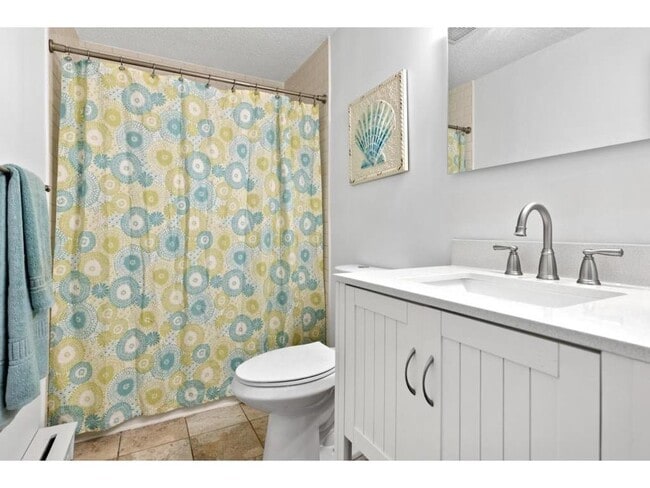 Building Photo - 25455 Nelsine Dr