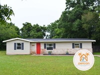 Building Photo - Beautiful home for rent on a spacious corner lot with a fantastic layout!