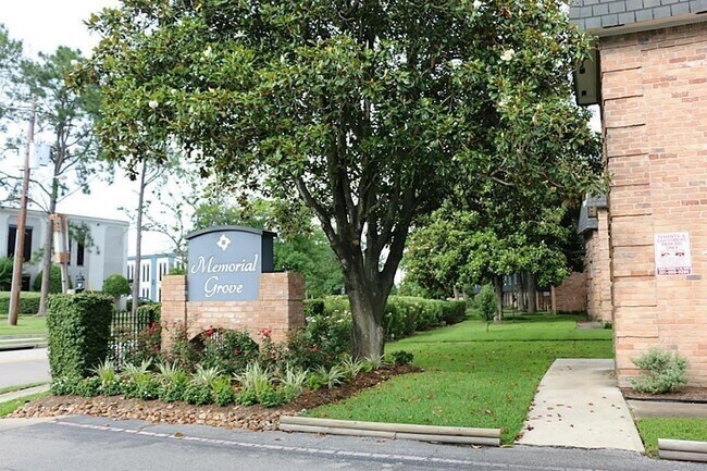 Building Photo - 9021 Gaylord Dr