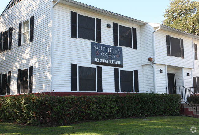 Southern Oaks - Southern Oaks Apartments