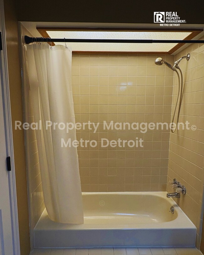 Building Photo - SPRING INTO YOUR NEW HOME