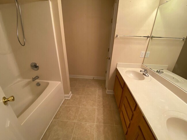 Building Photo - Look what I have for YOU