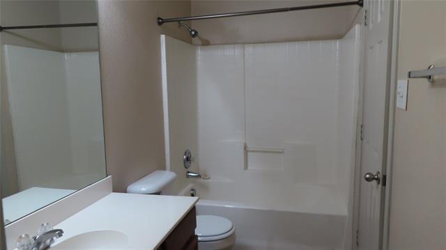 Building Photo - 1260 Redman Ave