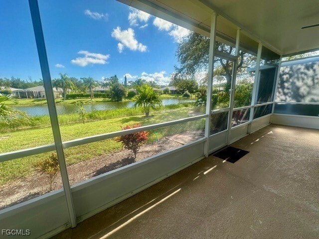 Building Photo - 9510 Village View Blvd