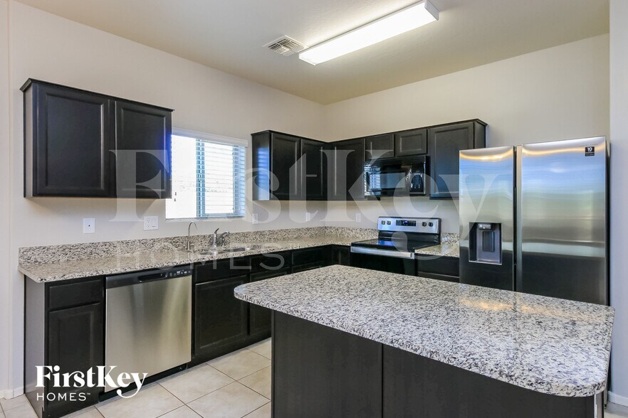 Building Photo - 4981 E Kyanite Rd