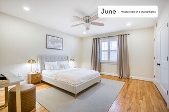 Building Photo - Room in Shared 3 bed/2 bath home