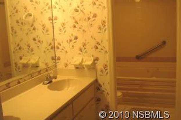 Building Photo - 4303 Gull Cove