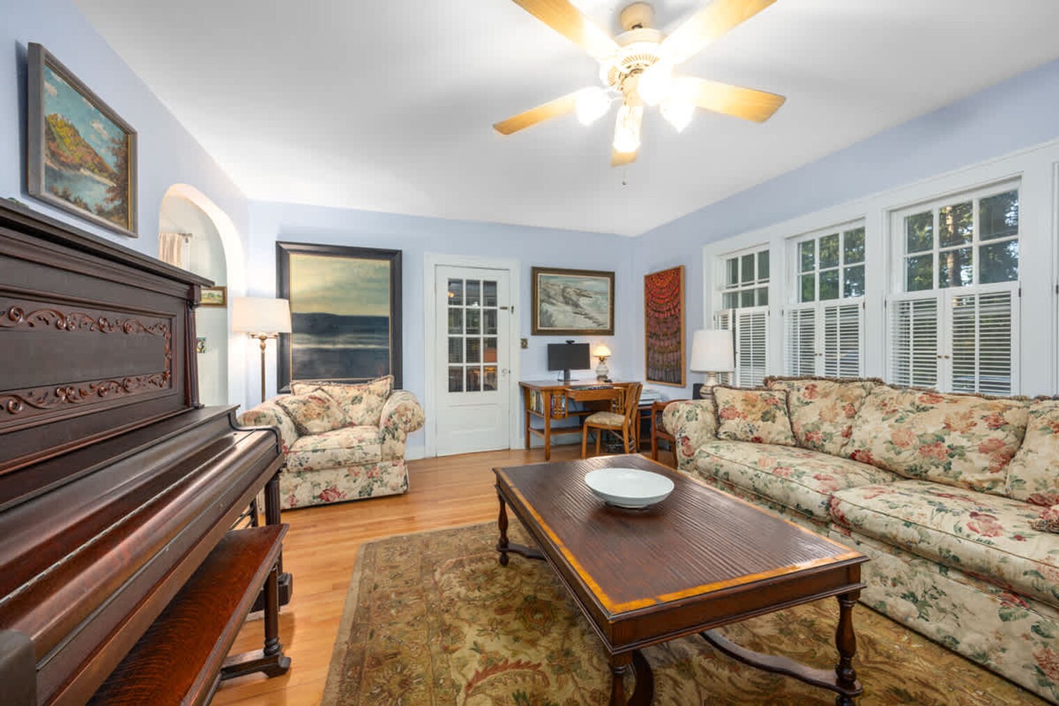 Building Photo - 630 Pleasant St