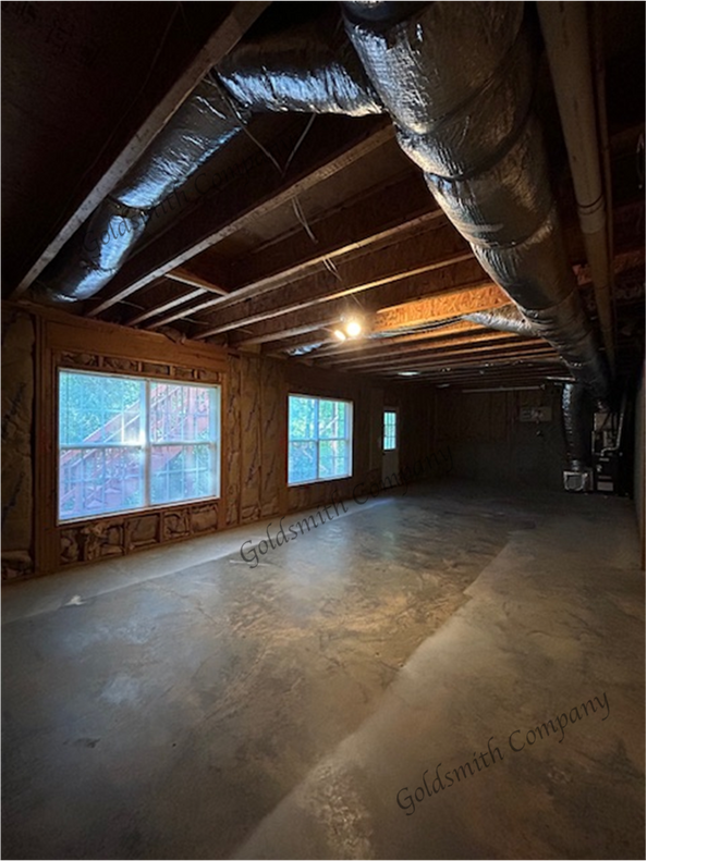 Building Photo - "Spacious 4-Bed Oasis with 2.5 Baths on Collingsworth Lane"