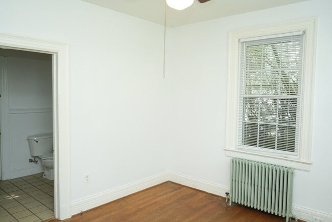 Building Photo - 2205 Stadium Rd