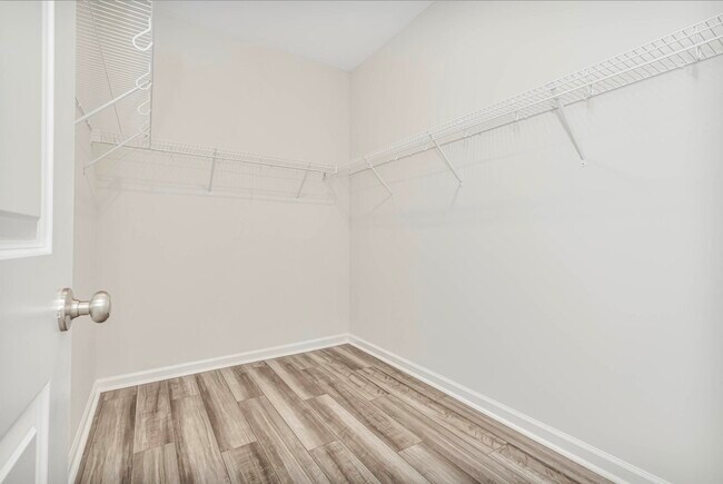 Building Photo - 1129 Boswell Ct