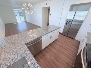 Building Photo - 6936 E 3rd St