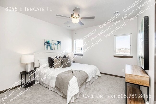 Building Photo - 8045 E Tencate Pl