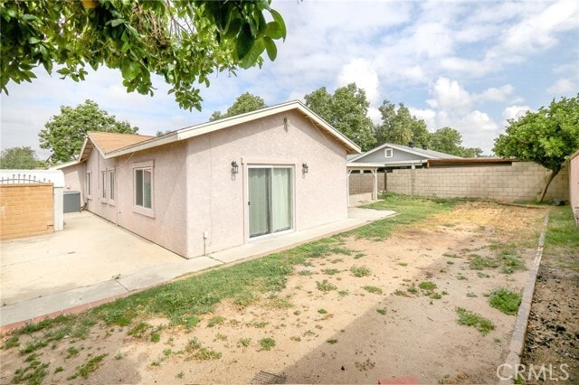 Building Photo - 2857 S Desert Forest Ave