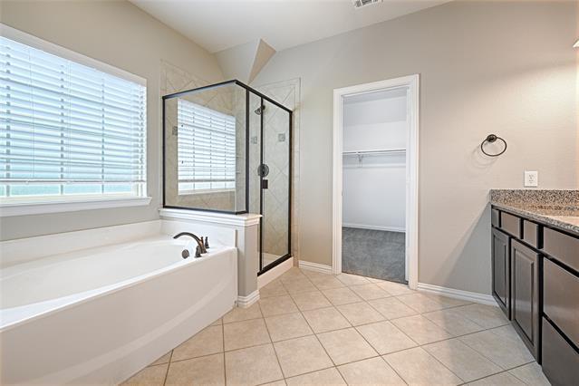 Building Photo - 8000 Choctaw Ln