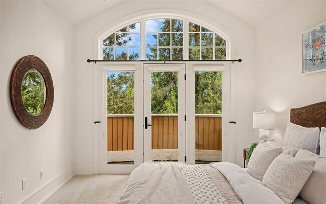 Building Photo - 4155 212th Way SE