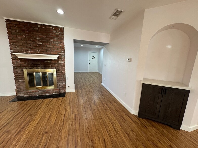Dining room. - 22471 Loch Lomond Dr