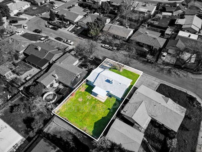 Building Photo - 6405 Friday Cir