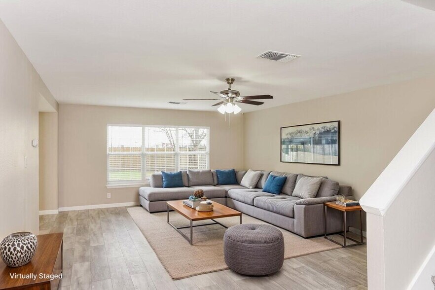Building Photo - 4234 Sunrise Cove Dr