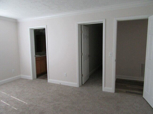 Building Photo - 2130 SC-111
