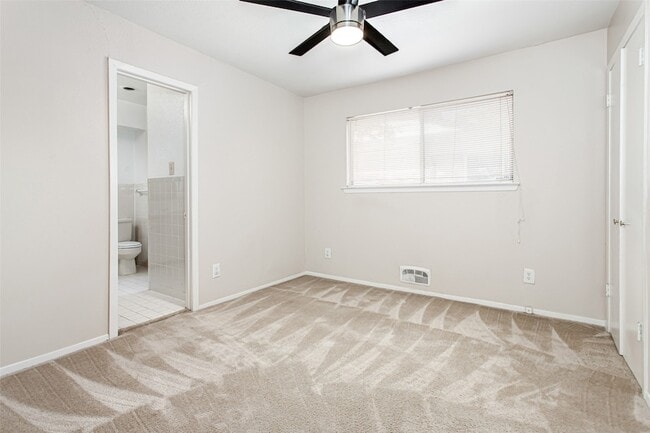 Building Photo - 7549 Brentcove Cir