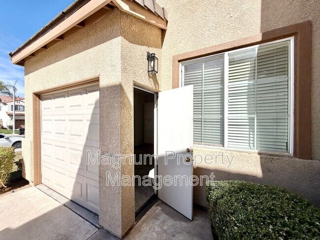 Building Photo - 31409 Orchard Ln