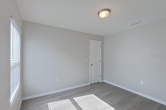 Building Photo - 9117 Aegean Cir