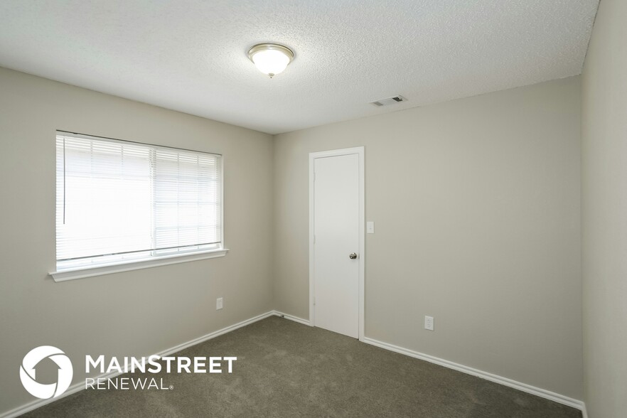 Building Photo - 4121 One Pl Ln