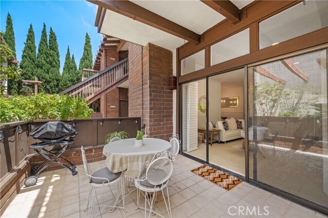 Building Photo - 2322 Palos Verdes Dr W