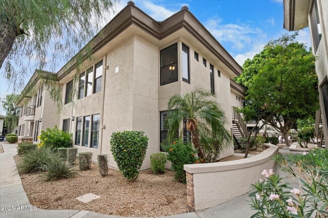 Building Photo - 6900 E Princess Dr