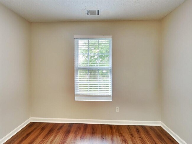 Building Photo - 20 Fieldview Ln