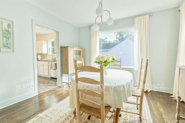 Building Photo - 303 Shawnee Trail