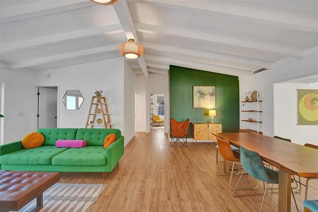 Building Photo - 2513 Whale Harbor Ln