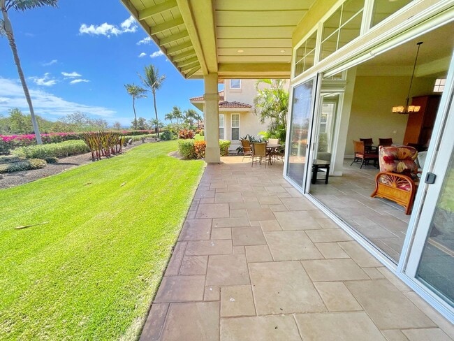 Building Photo - Luxury Island Living in Hokulani Golf Vill...