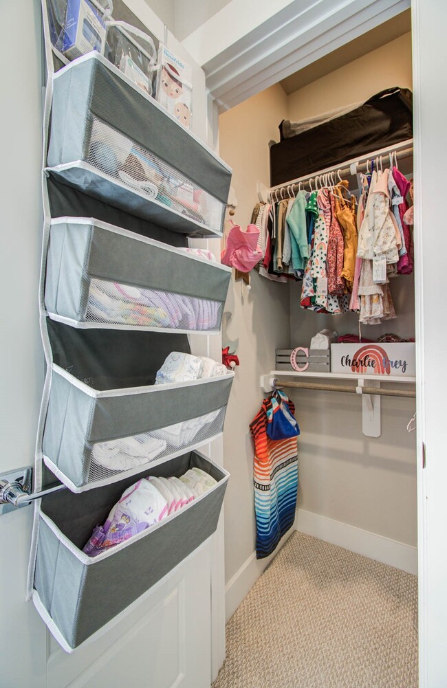 Building Photo - 1221 W Tidwell Rd